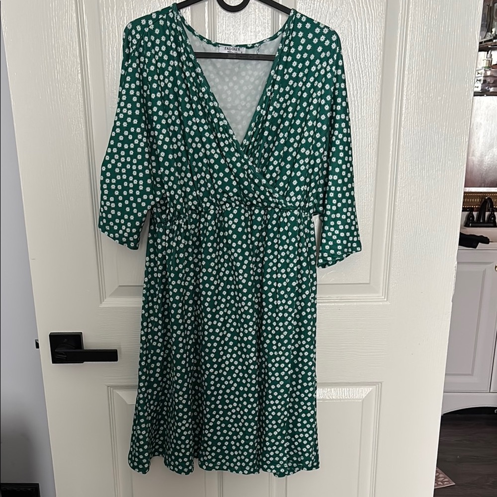 Green & White Floral Labor Nursing Gown